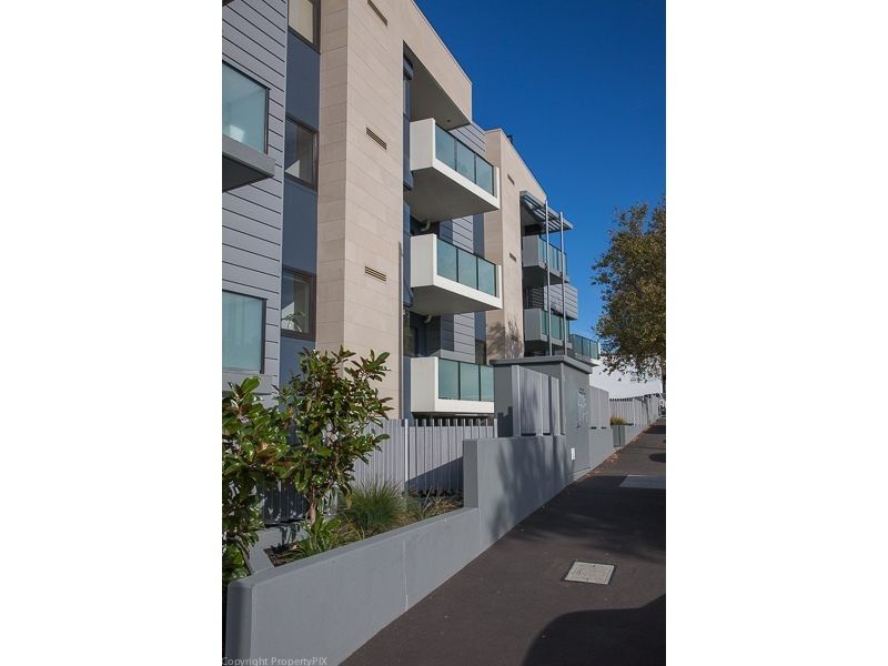 1/166 Bathurst Street, Hobart TAS 7000, Image 2