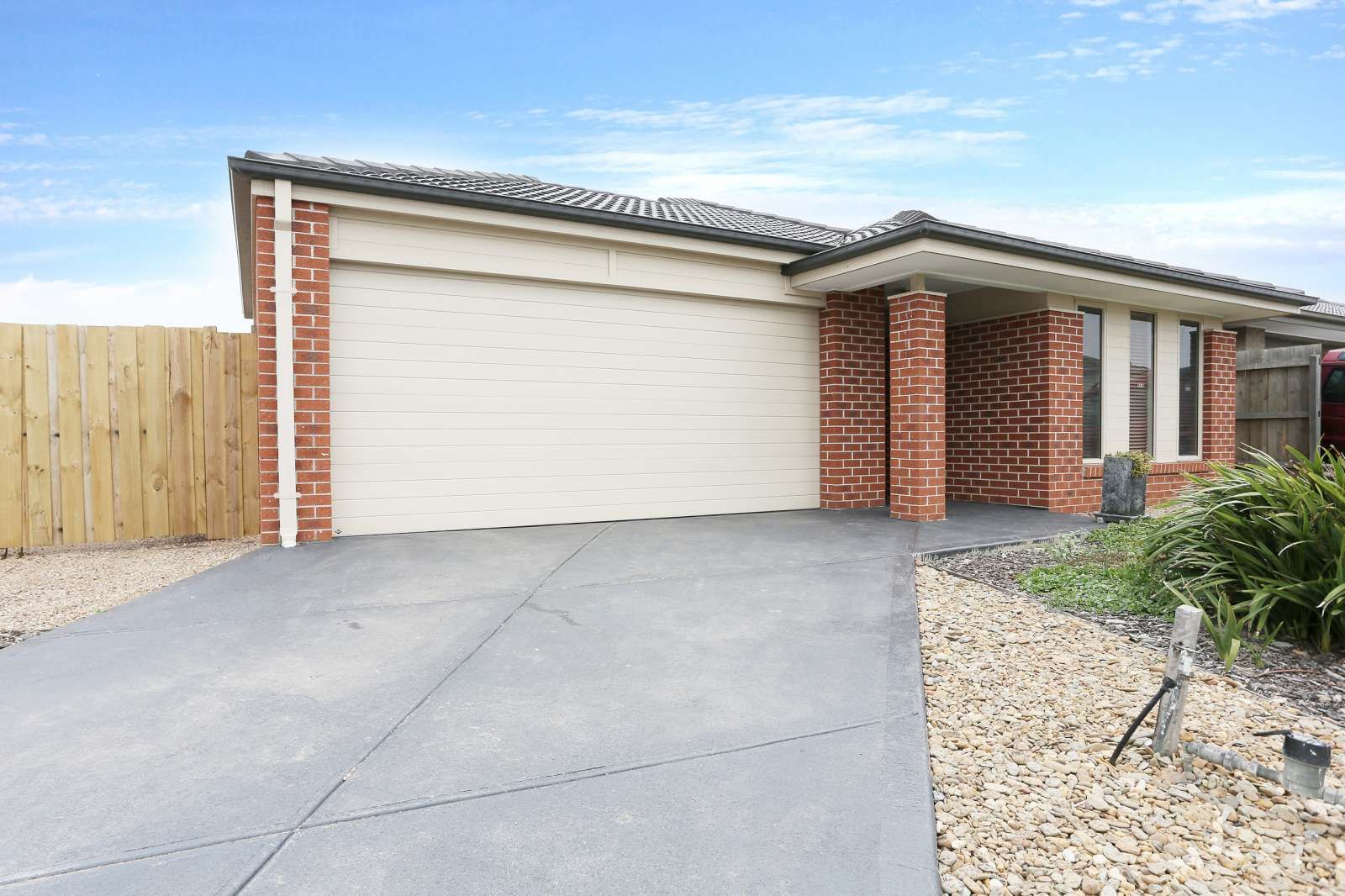 4 bedrooms House in 7 Landing Place (Lot 464) POINT COOK VIC, 3030