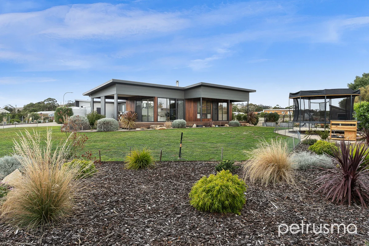 Additional image 28 of 19 Pardalote Close, Opossum Bay TAS 7023