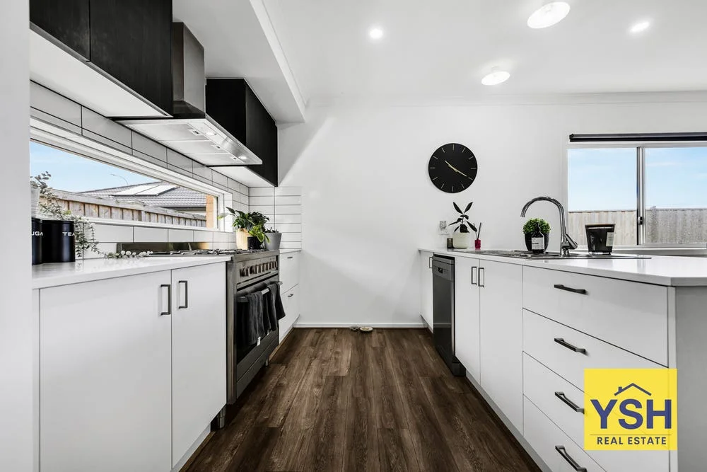 Additional image 15 of 42 Crisbrook Cr, Winter Valley VIC 3358