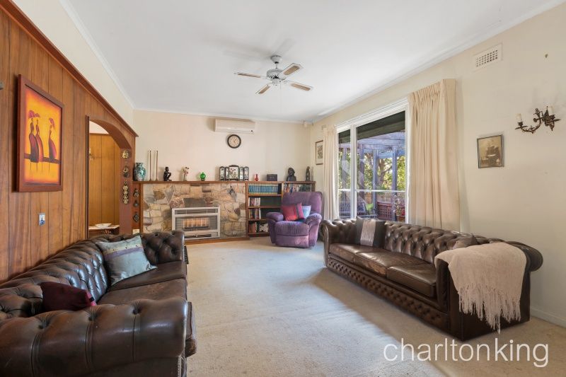 4 Fairleigh Avenue, Beaumaris VIC 3193, Image 2