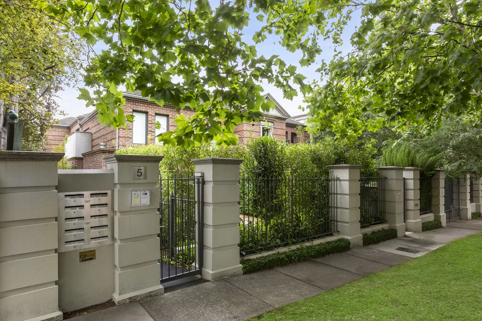 Additional image 9 of 5/5 Woorigoleen Road, Toorak VIC 3142
