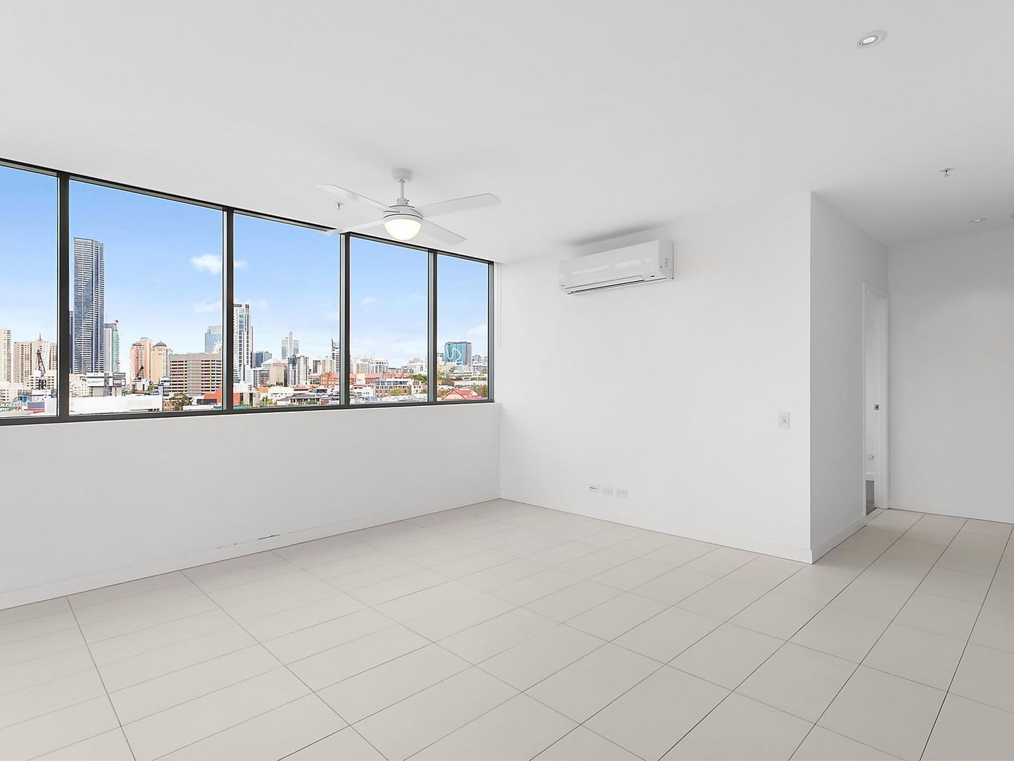 1006/348 Water Street, Fortitude Valley QLD 4006, Image 2