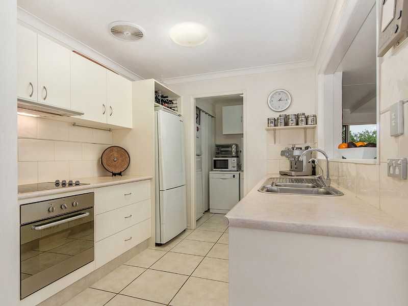 160 Bardon Avenue, Miami QLD 4220, Image 2