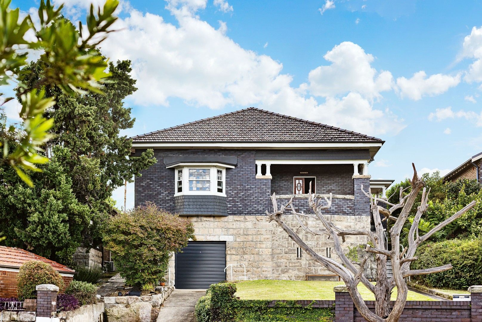 5 bedrooms House in 165 Wardell Road EARLWOOD NSW, 2206