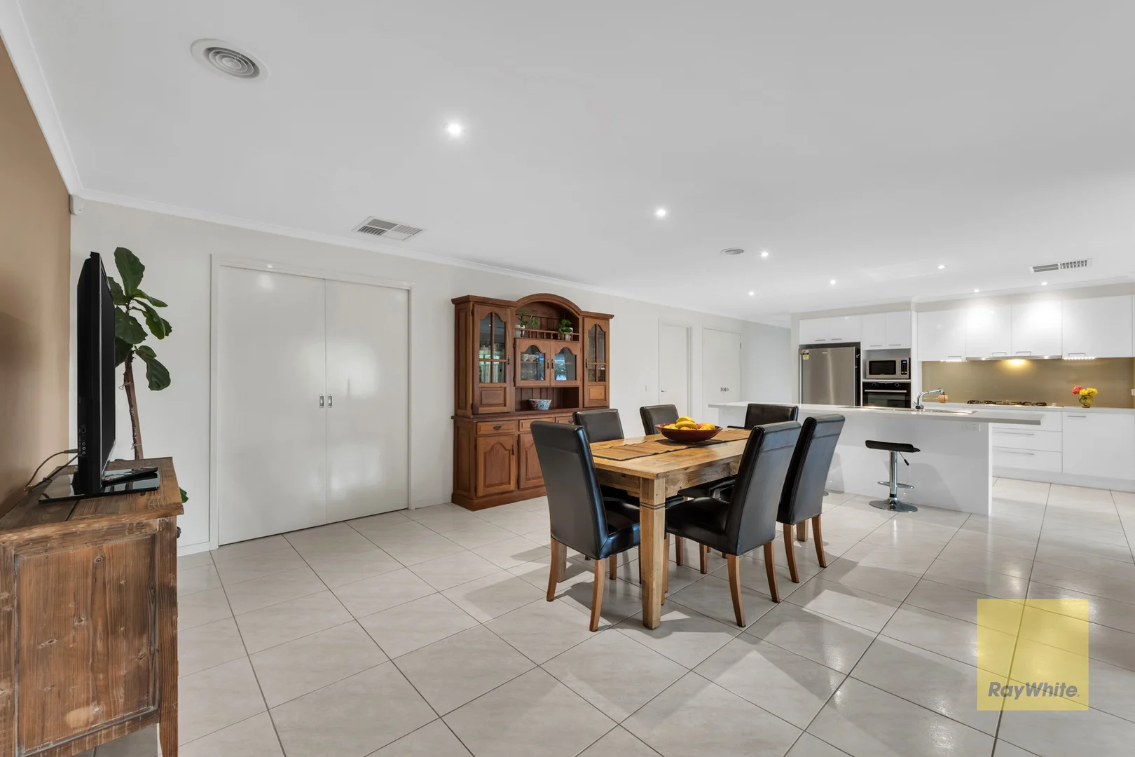 Additional image 14 of 14 Woodsdale Court, Cairnlea VIC 3023