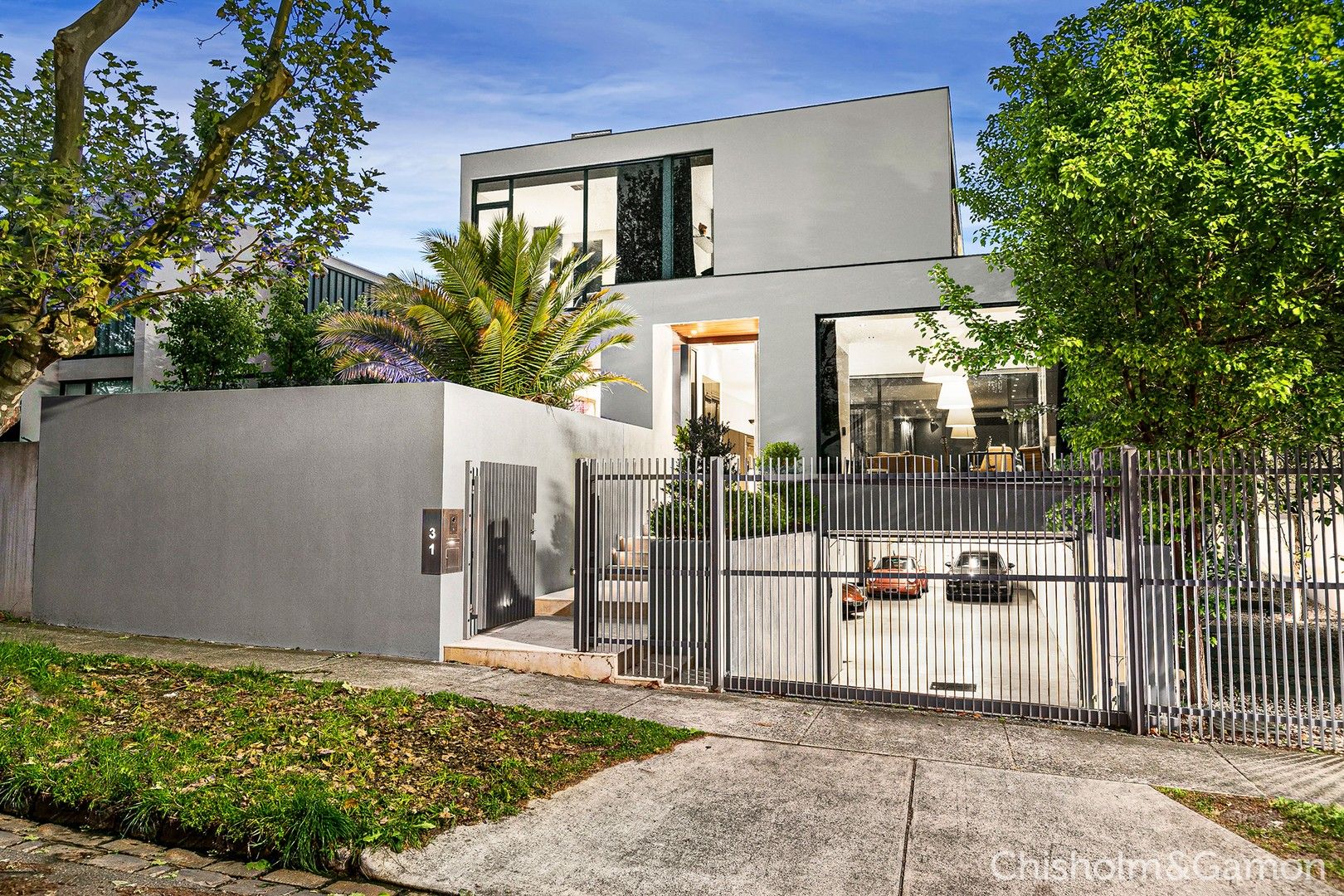 4 bedrooms House in 31 Bonview Road MALVERN VIC, 3144