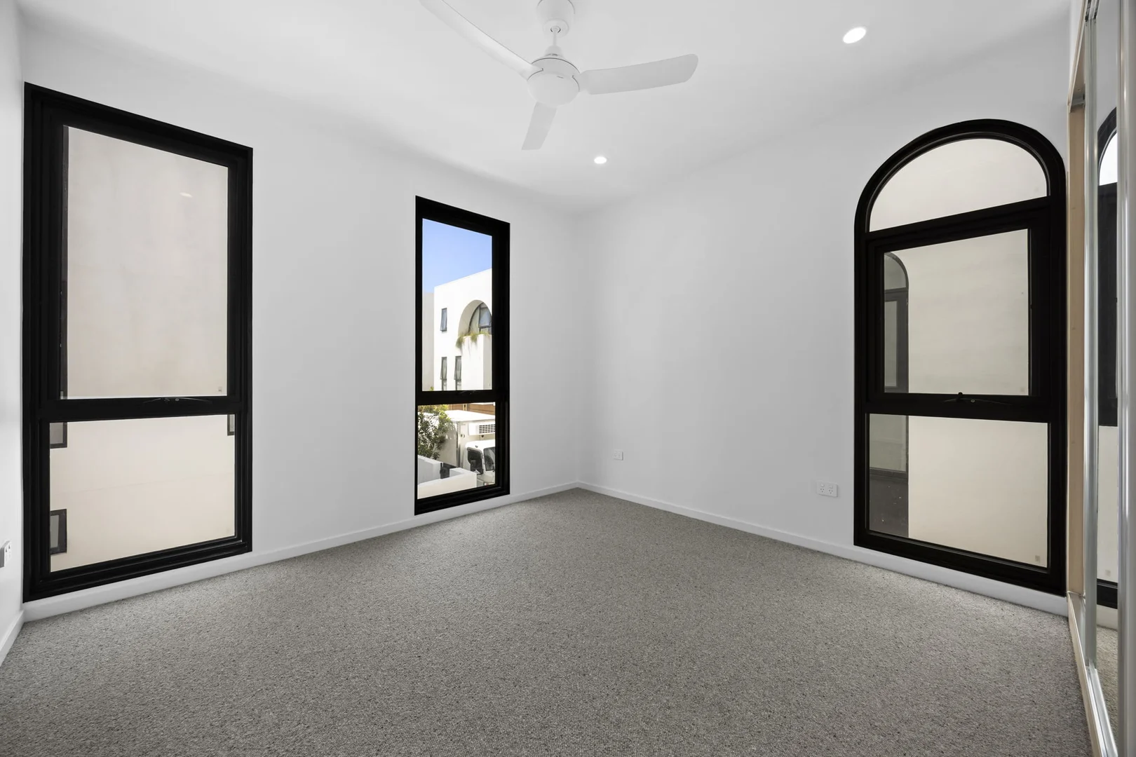 Additional image 15 of 19/2-4 Waterford Court, Bundall QLD 4217