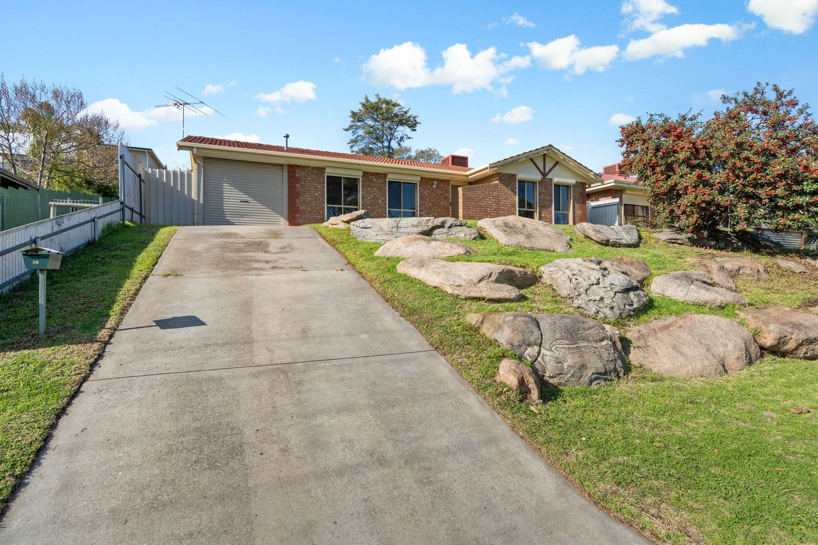 3 bedrooms House in 26 Lillian Street HUNTFIELD HEIGHTS SA, 5163