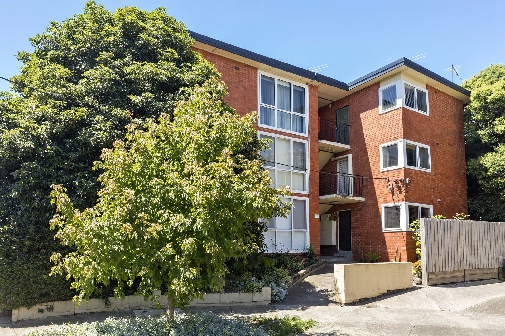 10/1 Fiona Court, St Kilda VIC 3182