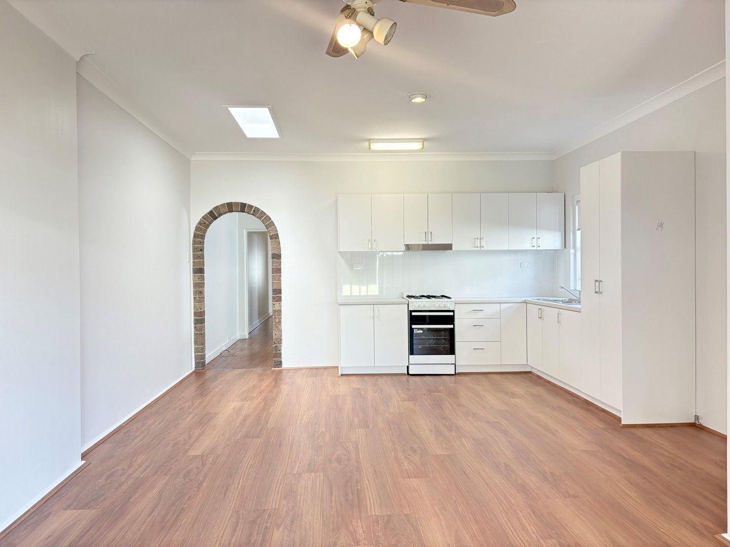 2 bedrooms House in 68 Partanna Avenue MATRAVILLE NSW, 2036