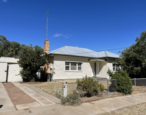 1 Gould Street, Warracknabeal VIC 3393