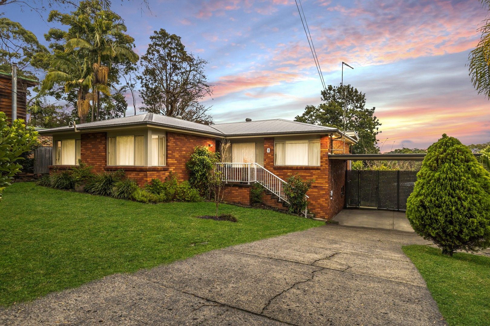 1 Meluca Crescent, Hornsby Heights NSW 2077, Image 0