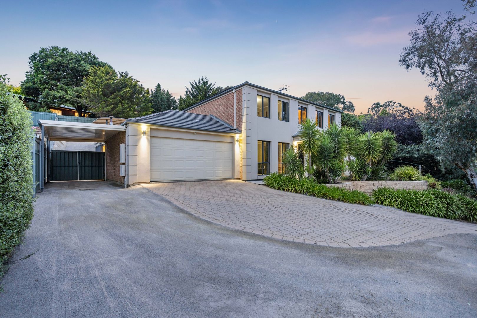 57 The Oaks Parade, Aberfoyle Park SA 5159, Image 2