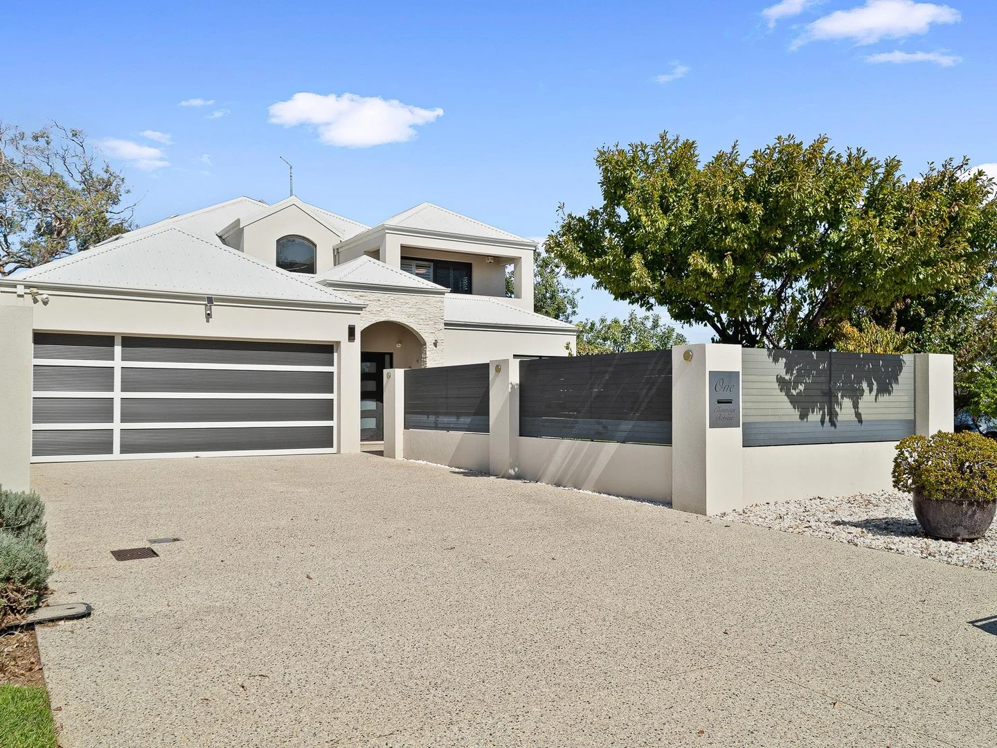 1 Chimneys Retreat, Erskine WA 6210