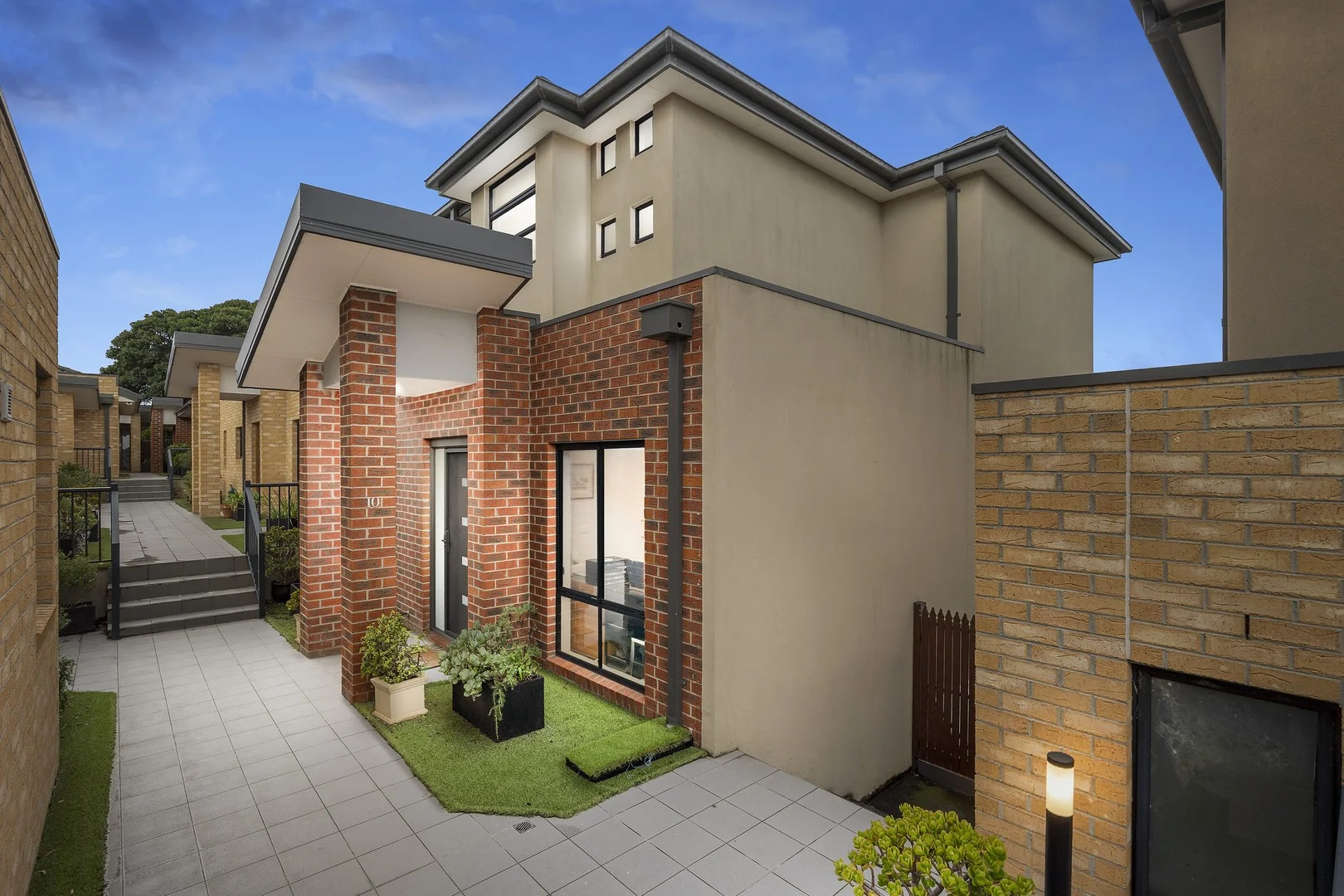 10/17 Collocott Street, Mordialloc VIC 3195