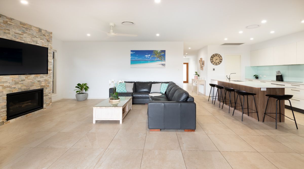 9 Red Gum Circuit, Sapphire Beach NSW 2450, Image 2