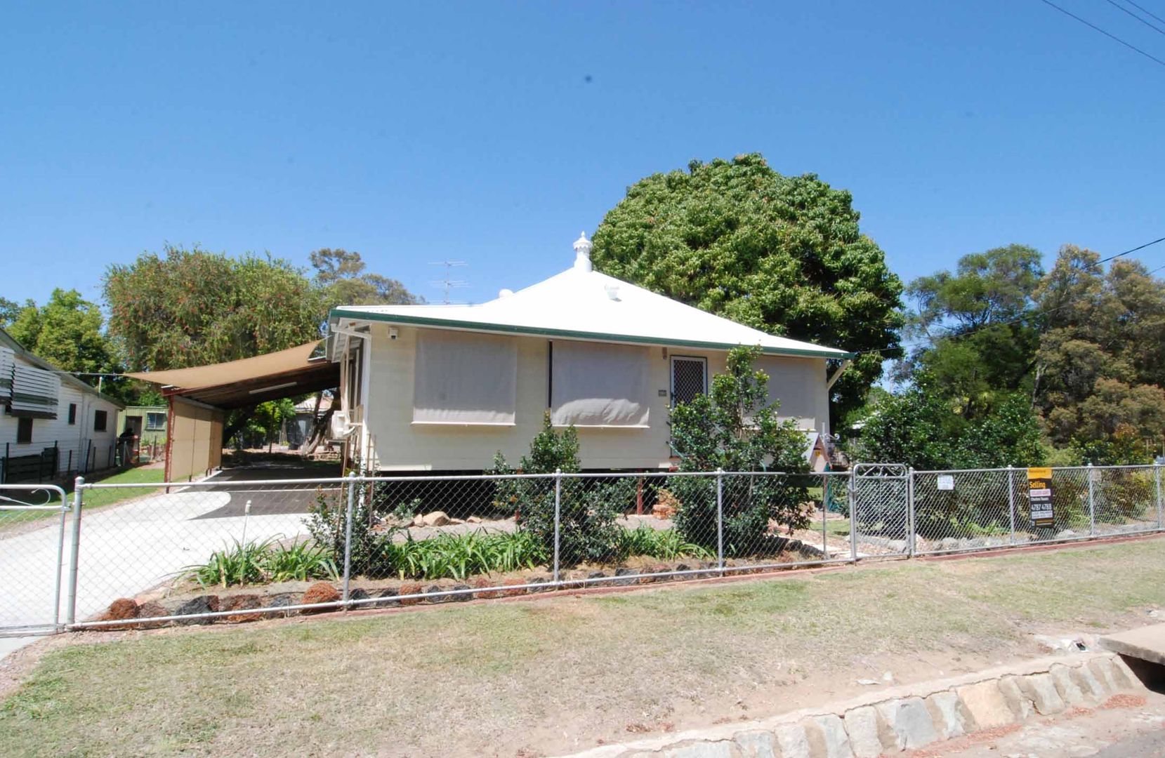 12 Anne Street, Charters Towers City Property History & Address