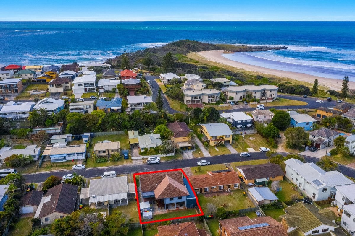 13 Harwood Street, Yamba NSW 2464 House For Rent Domain