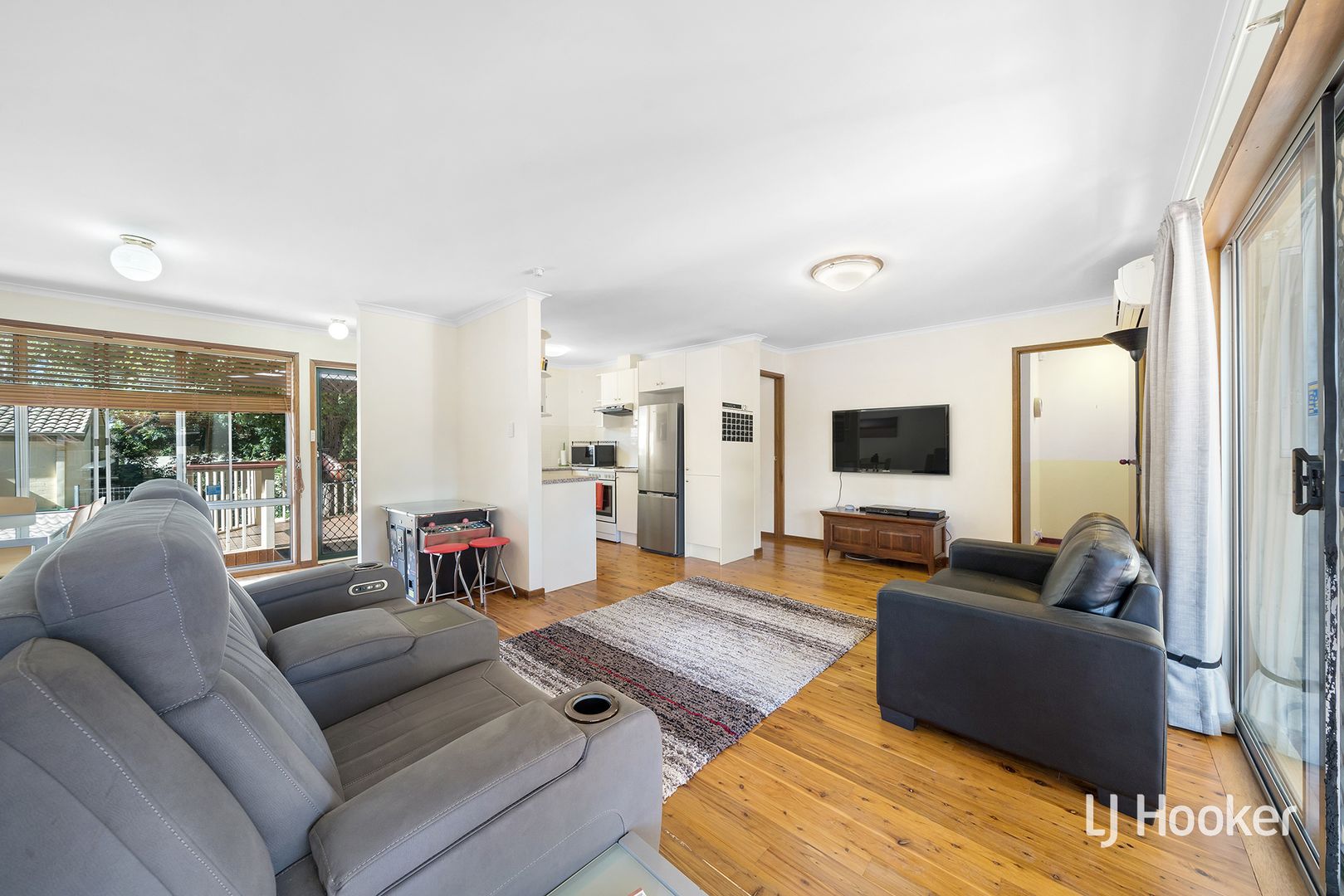 14 Stanfield Close, Kambah ACT 2902, Image 2