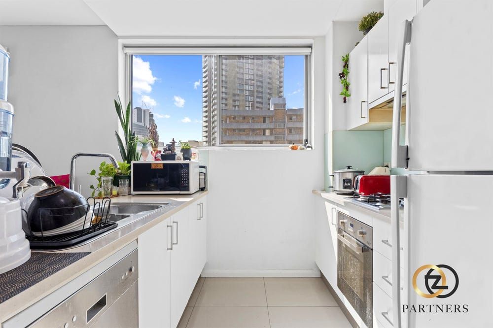 2 bedrooms Apartment / Unit / Flat in 13/37 Campbell St PARRAMATTA NSW, 2150
