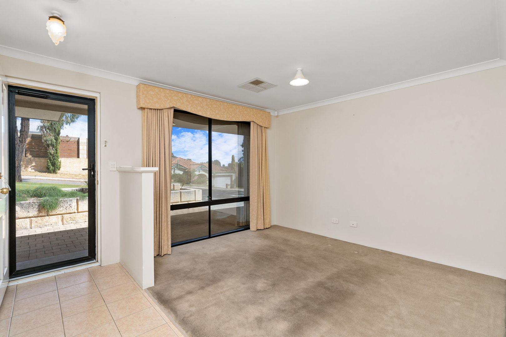 21 Waitch Loop, Beeliar WA 6164, Image 1