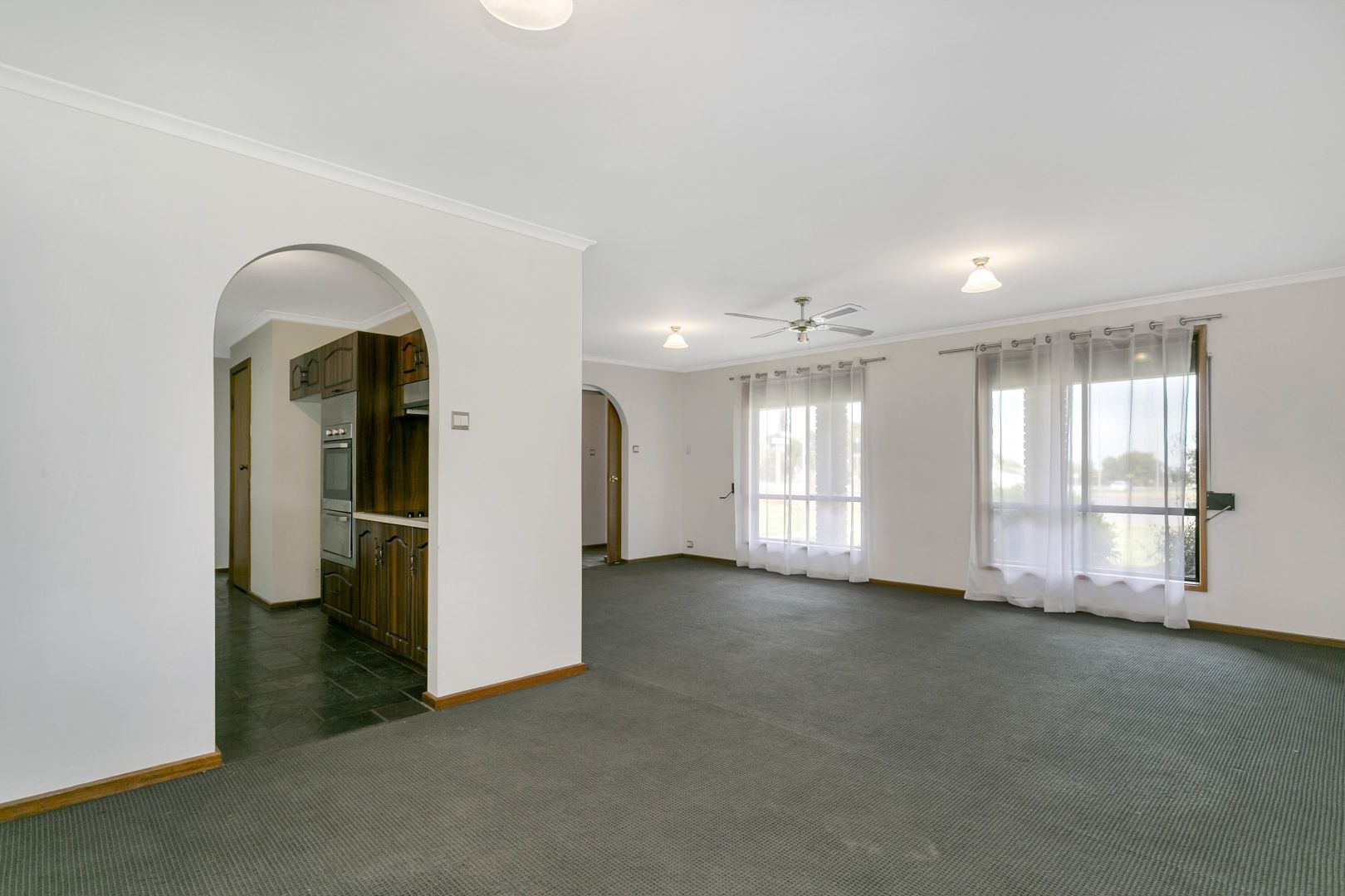 502 Main South Road, Old Noarlunga SA 5168, Image 2