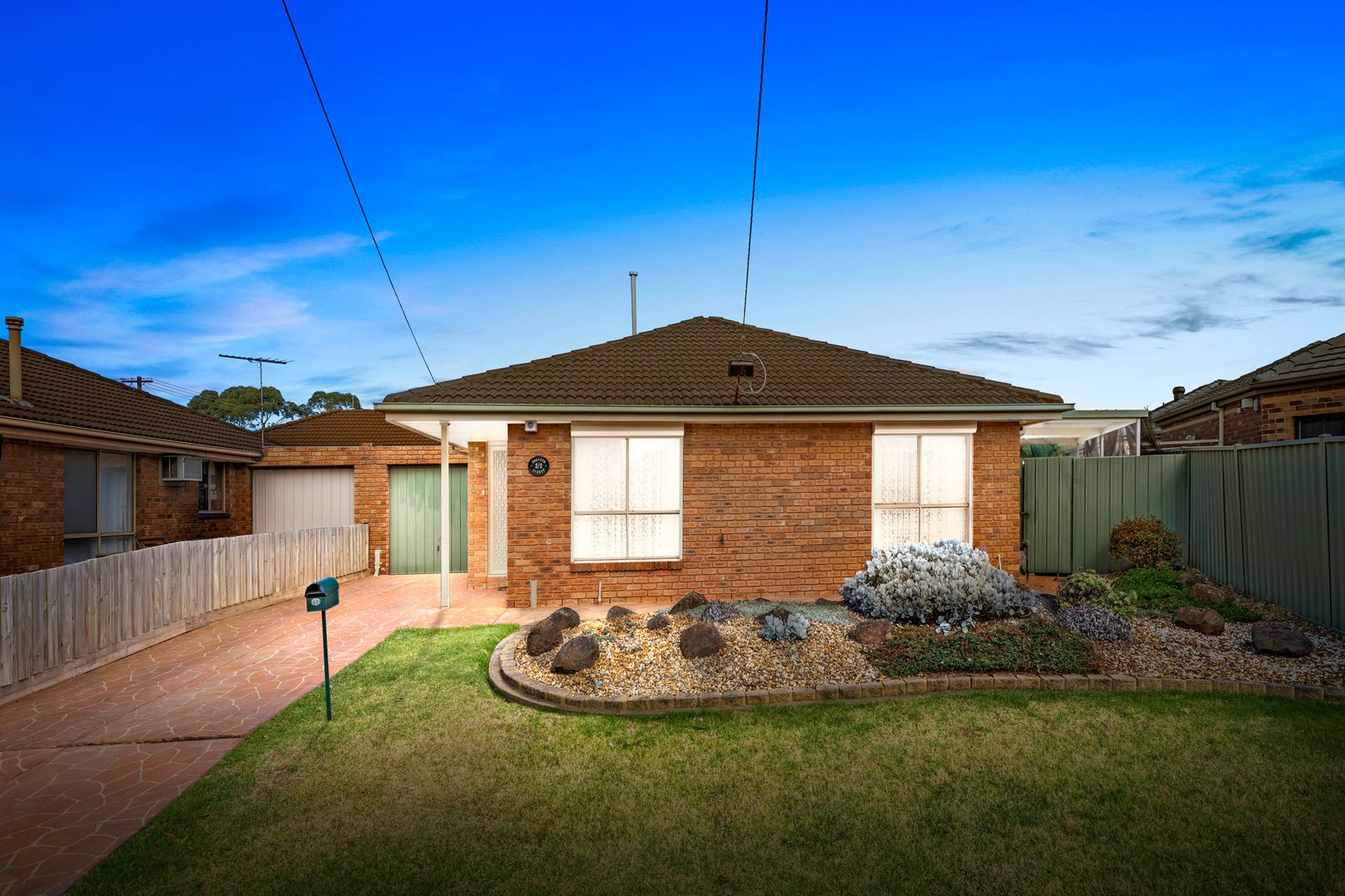 2/2 Poulter Street, Hoppers Crossing VIC 3029