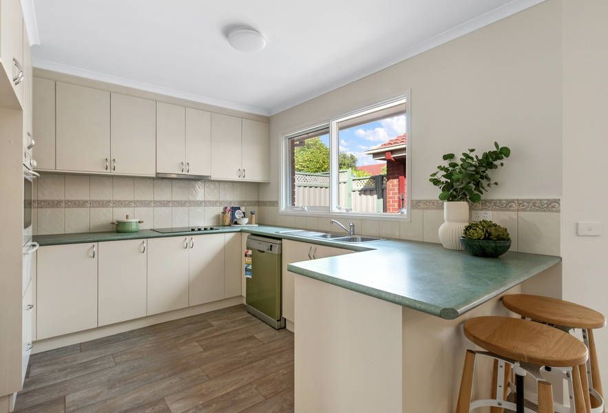 69/300 Elgar Road, Box Hill South VIC 3128, Image 2