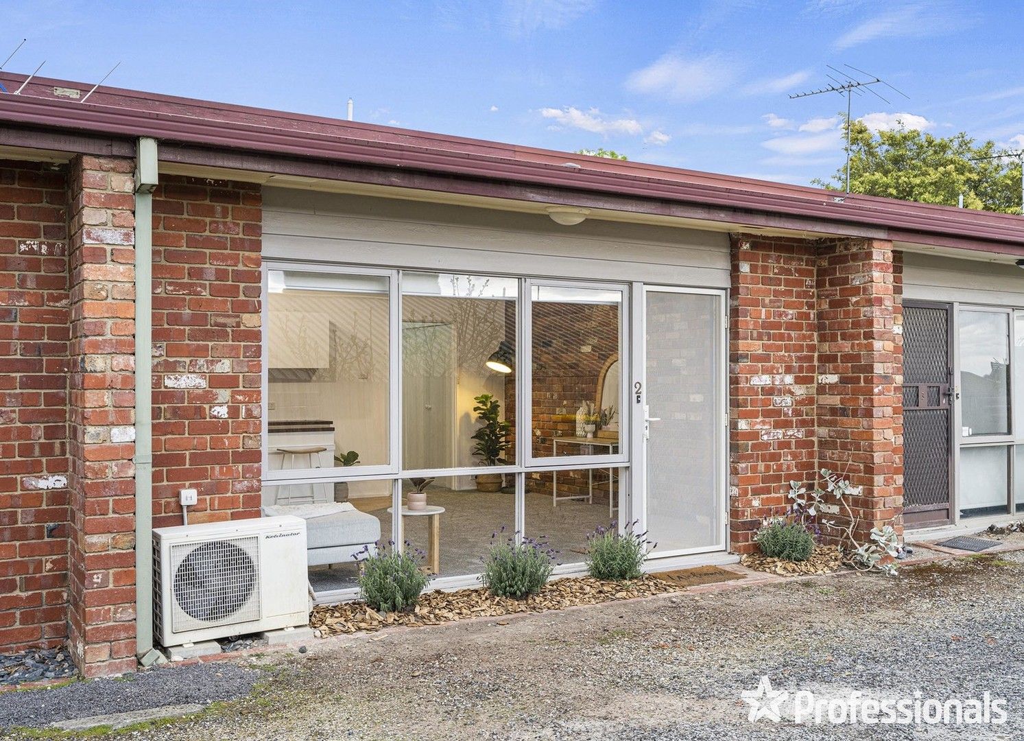 2/77 Castella Street, Lilydale VIC 3140, Image 1