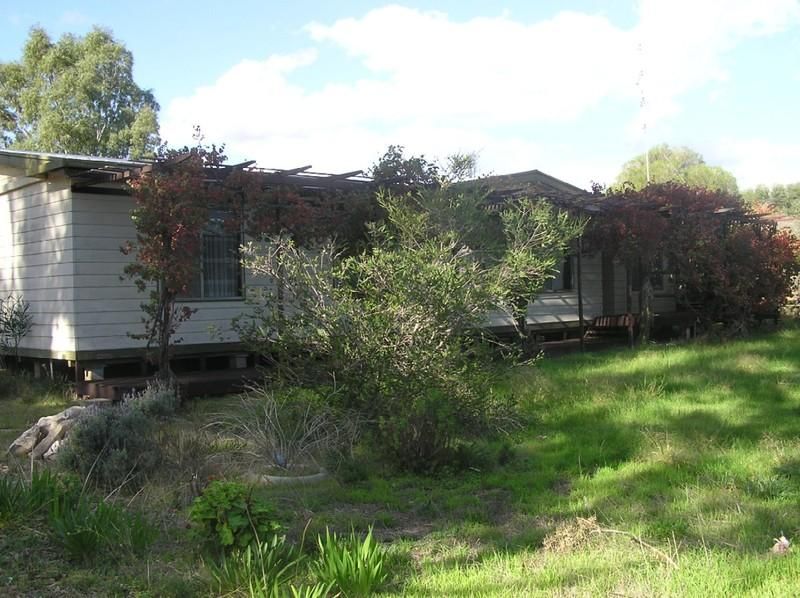 318 and 319 Dukes Highway, YUMALI SA 5261, Image 0