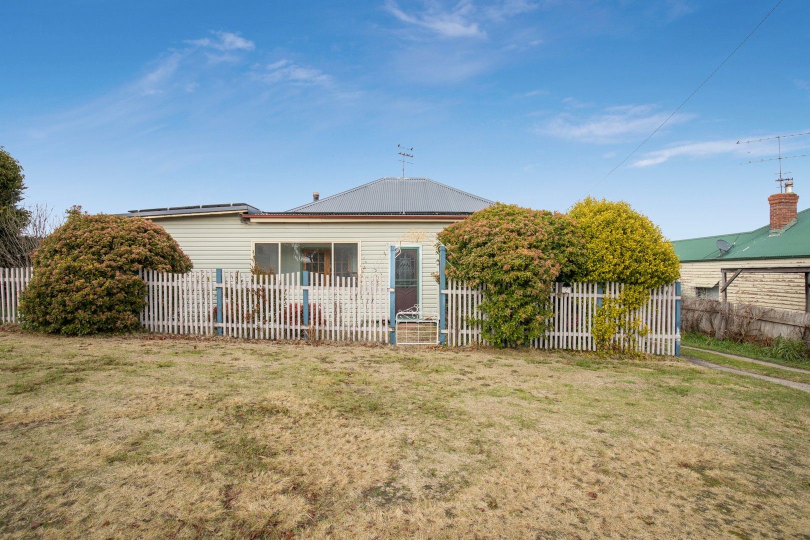 2 East Street, Uralla NSW 2358, Image 0