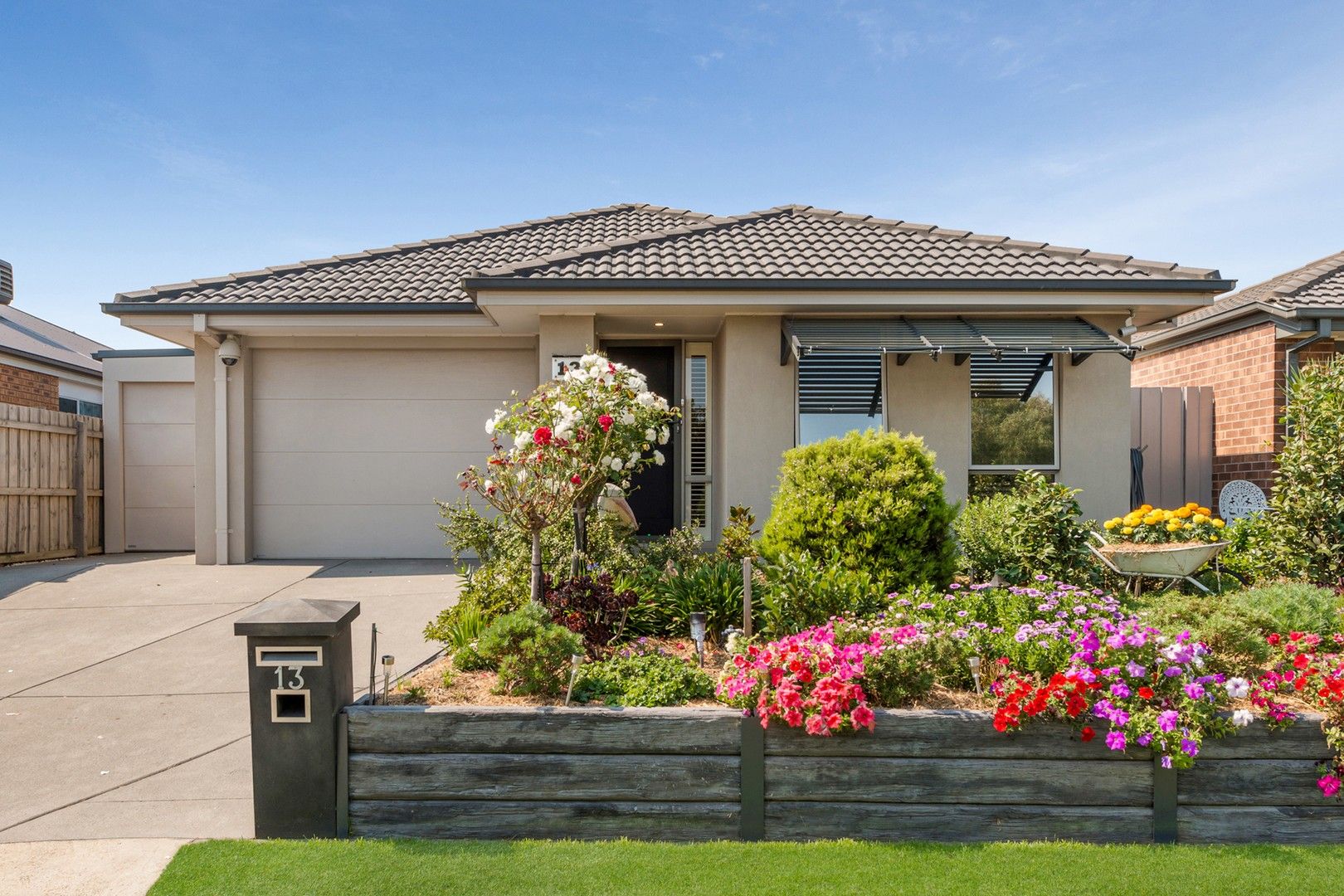 13 Eden Avenue, Skye VIC 3977, Image 1