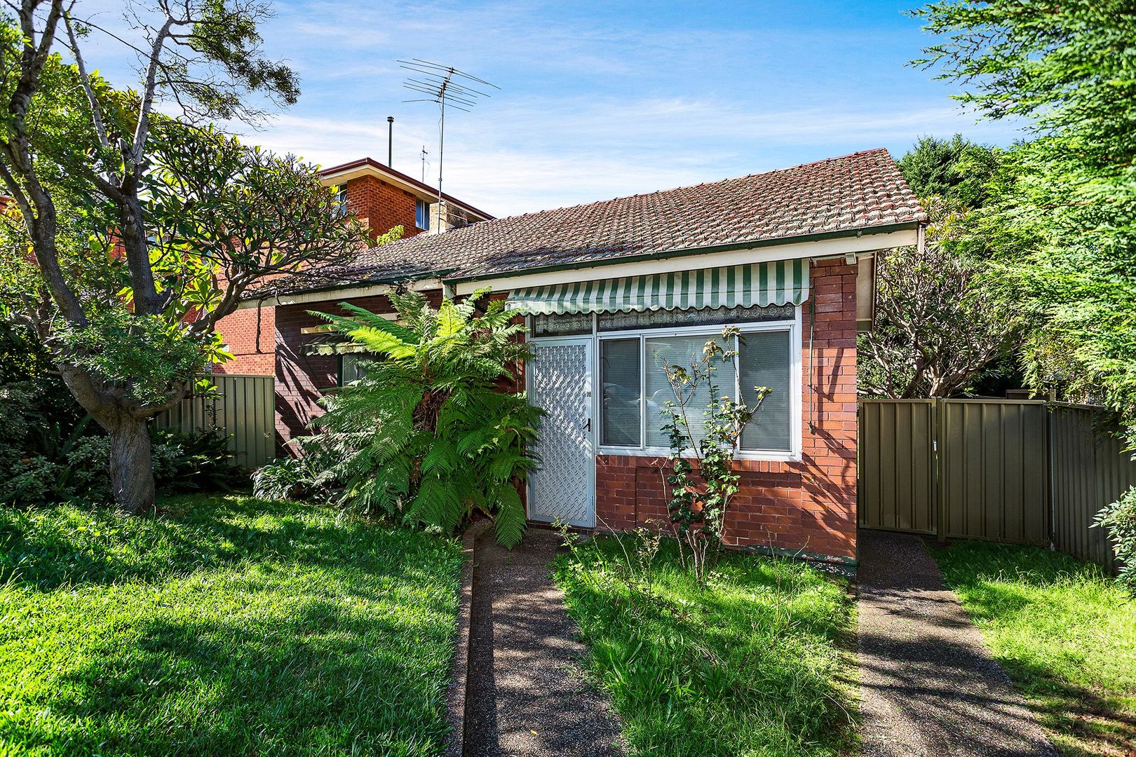 6 Howard Street, Canterbury NSW 2193, Image 1