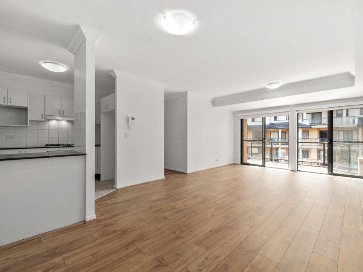2 bedrooms Apartment / Unit / Flat in 80/38 Orara Street WAITARA NSW, 2077