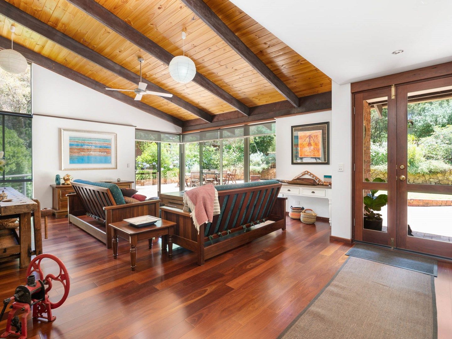 4 bedrooms House in 21 Stone Crescent DARLINGTON WA, 6070