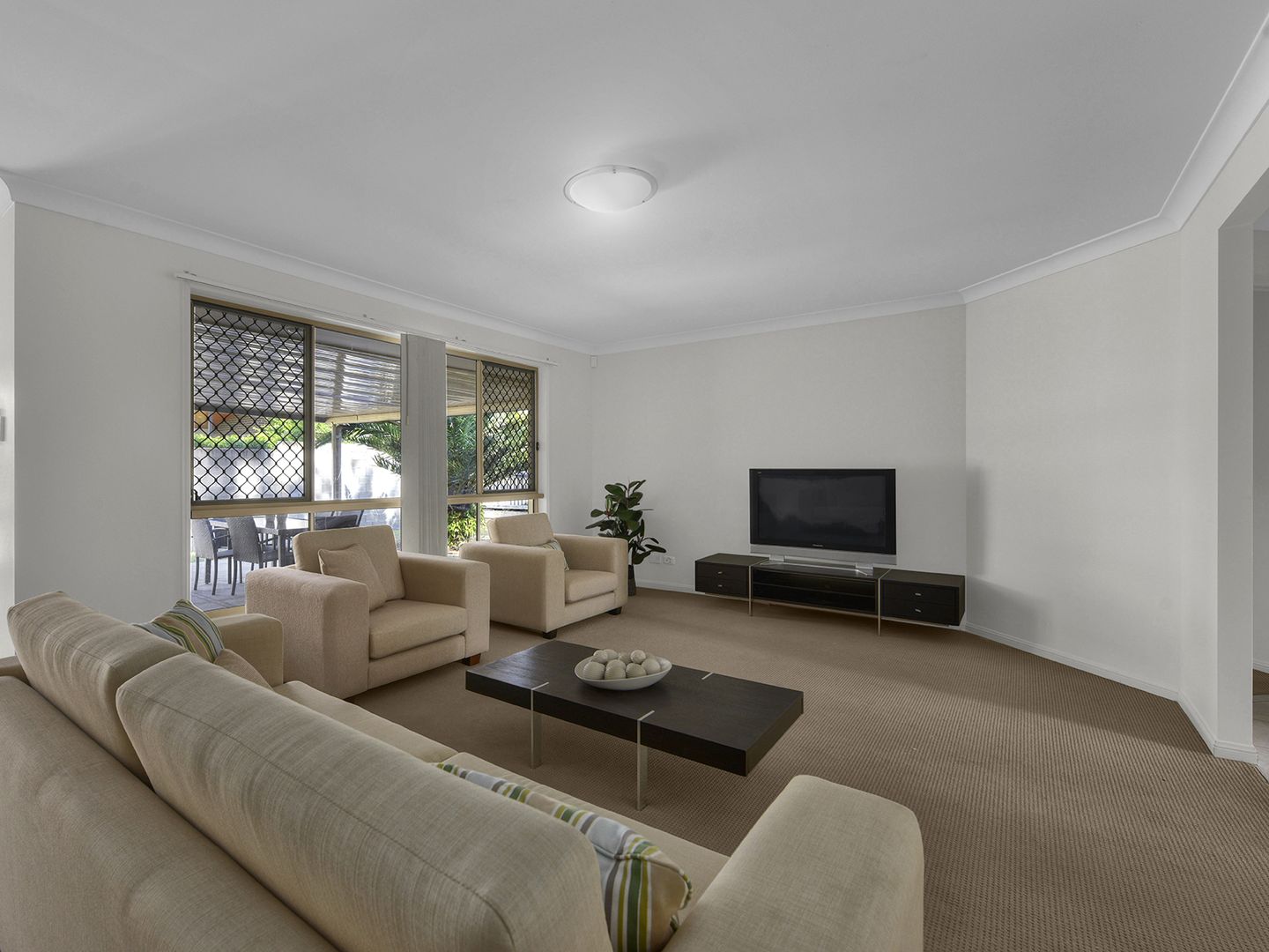 2 Cassia Street, Bridgeman Downs QLD 4035, Image 2