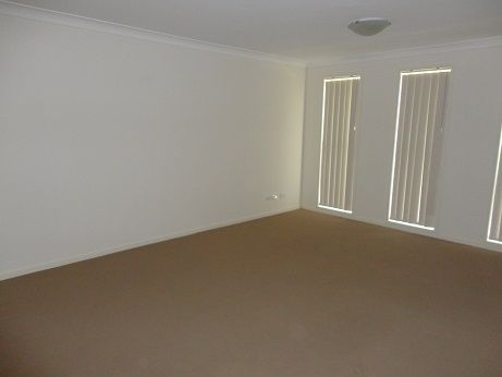 2 Belmore Street, Muswellbrook NSW 2333, Image 2