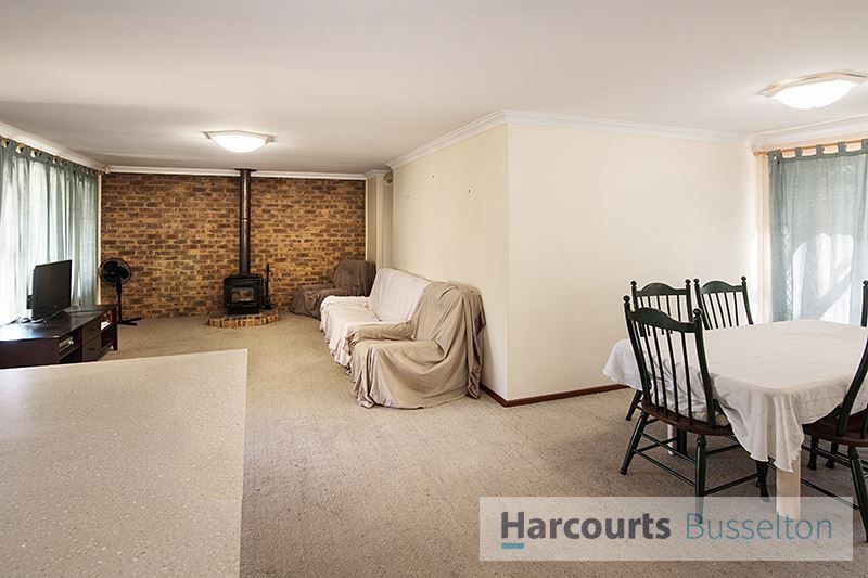 304 Marine Terrace, Geographe WA 6280, Image 2