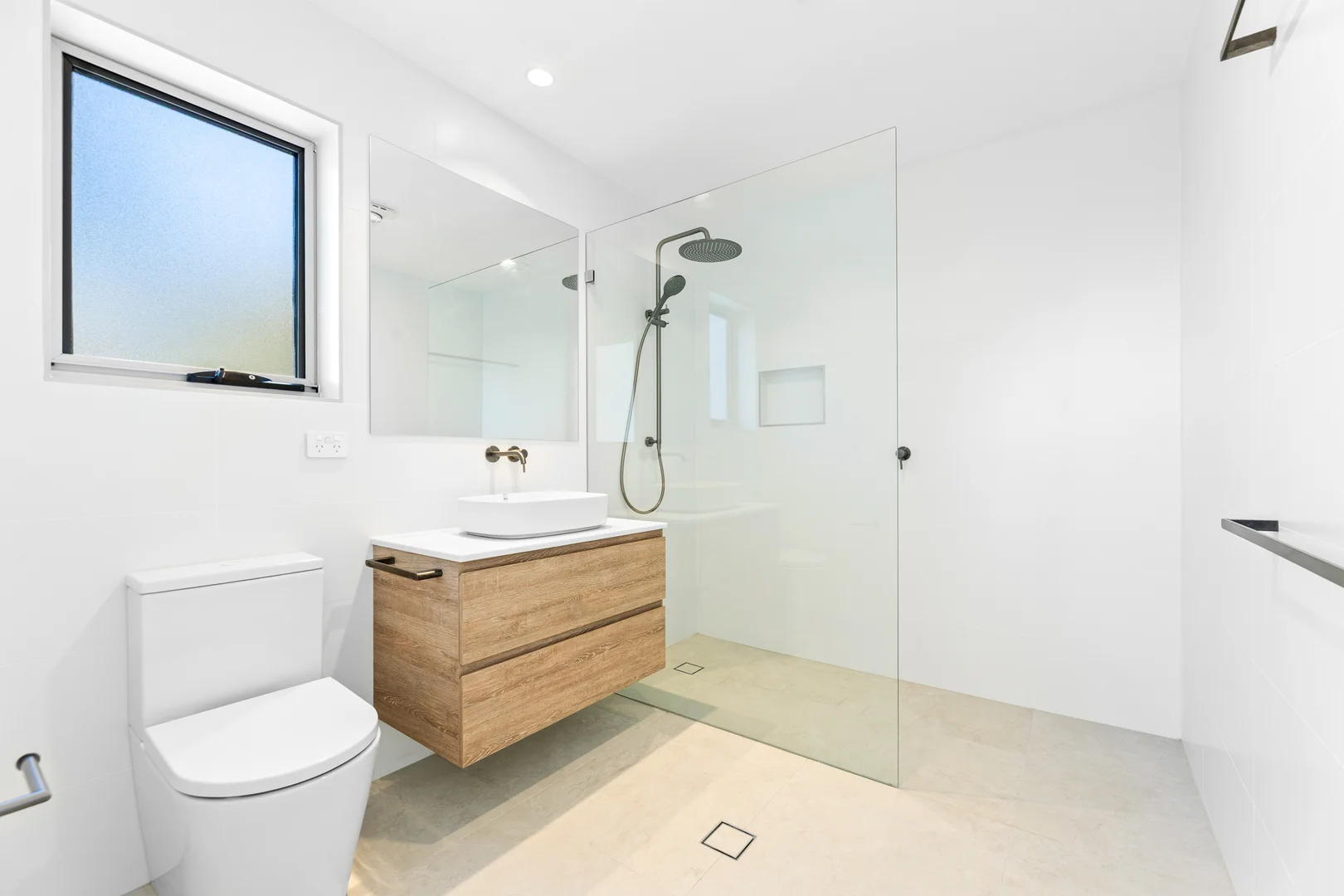 Additional image 11 of 18B River Road, Mossy Point NSW 2537