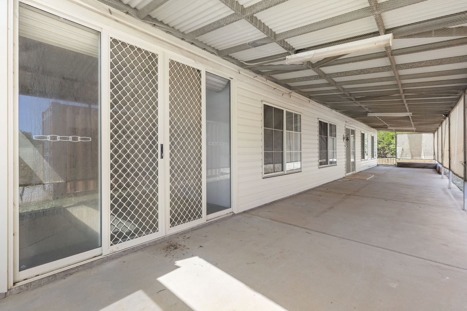 54 Anderson Court, Heathcote VIC 3523, Image 2