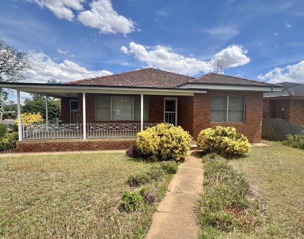 1 Goobang Street, Parkes NSW 2870