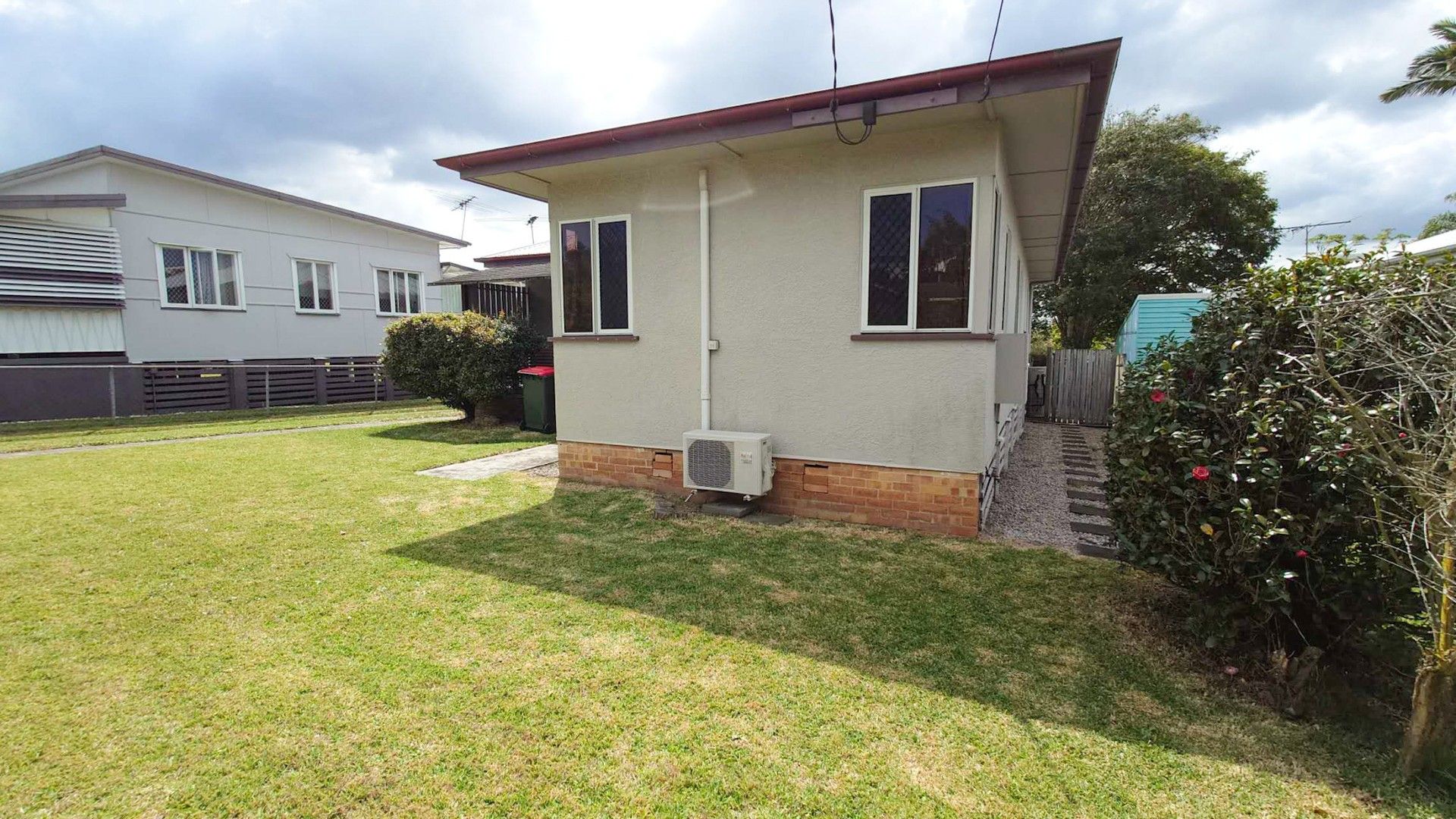 3 bedrooms House in 19 Everett Street UPPER MOUNT GRAVATT QLD, 4122