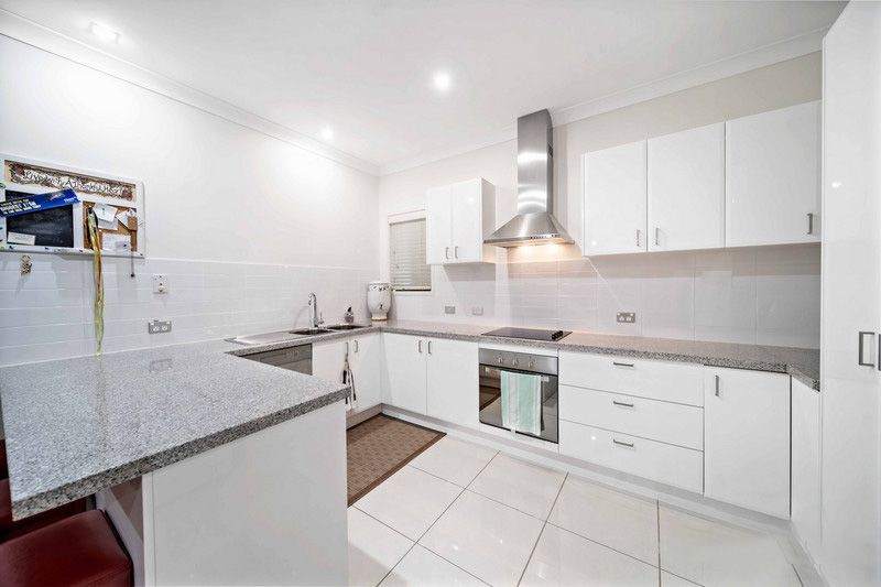 4/12-14 Georgina Street, Woody Point QLD 4019, Image 1