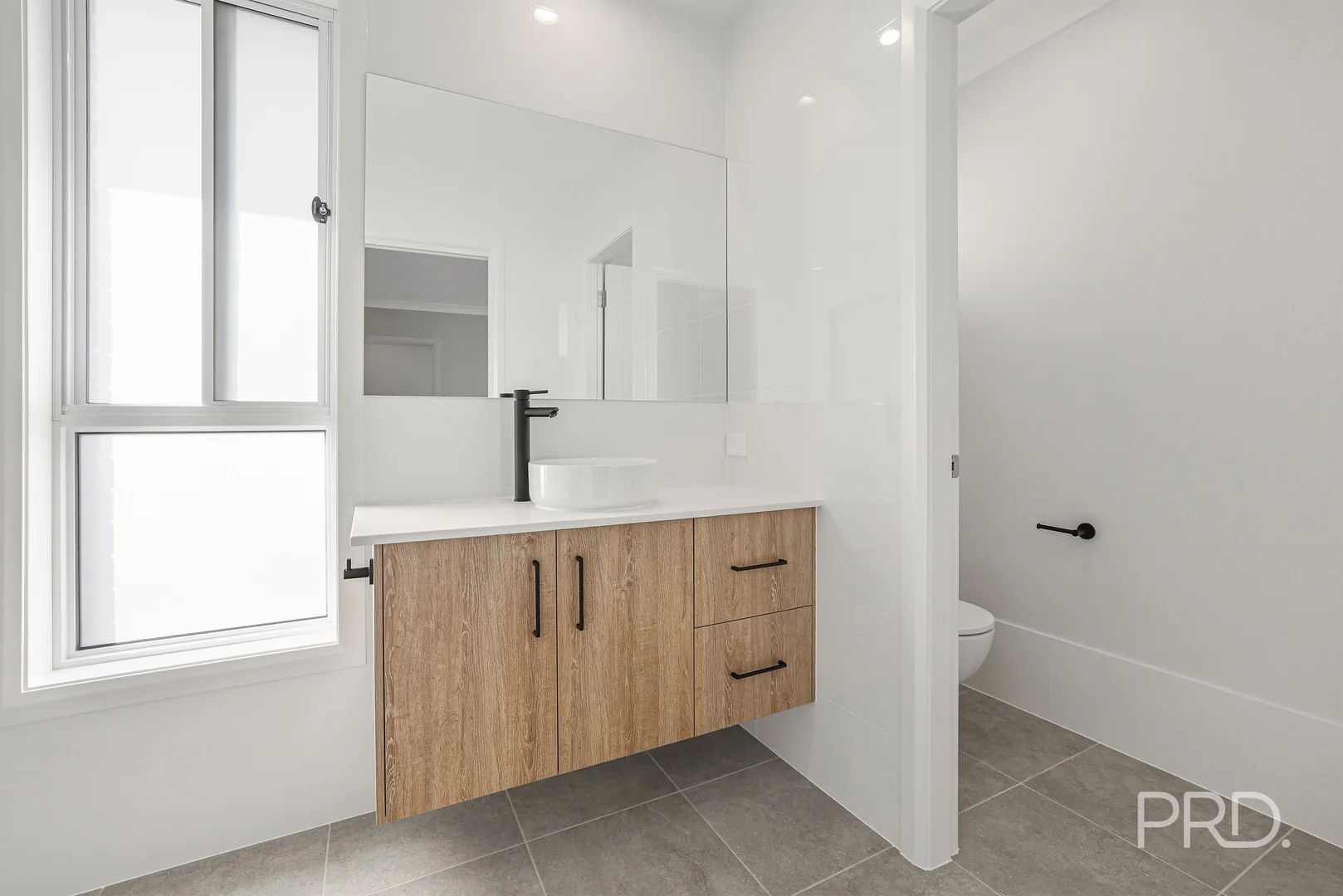 Additional image 6 of 8 Crested Avenue, Tamworth NSW 2340