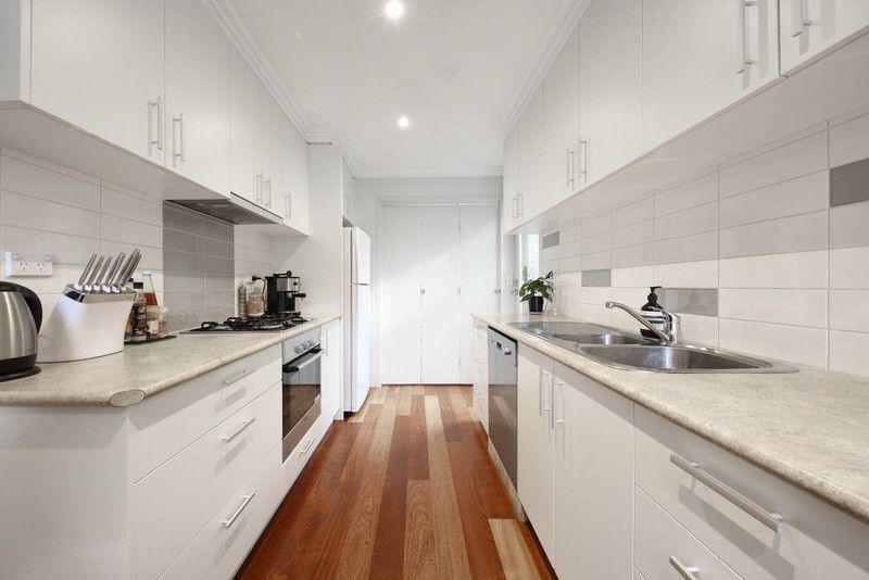 2 bedrooms Apartment / Unit / Flat in 2/6 Keith Street BEAUMARIS VIC, 3193