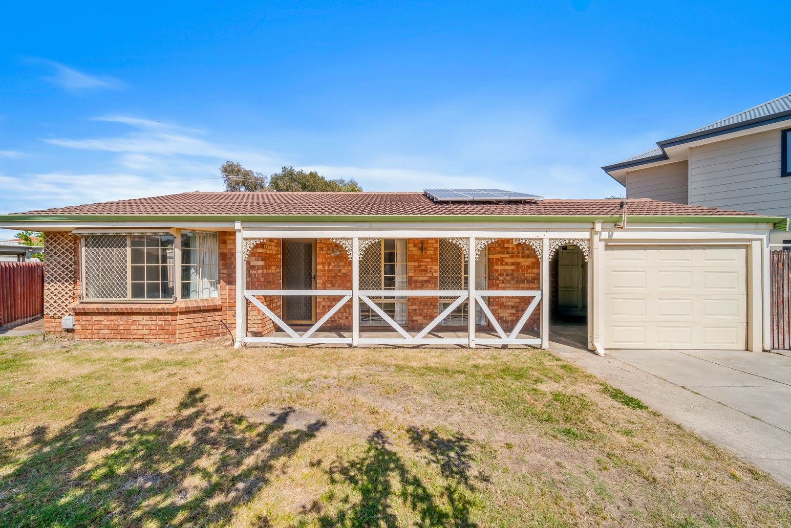 3 bedrooms House in 12 Placid Court SOUTH LAKE WA, 6164