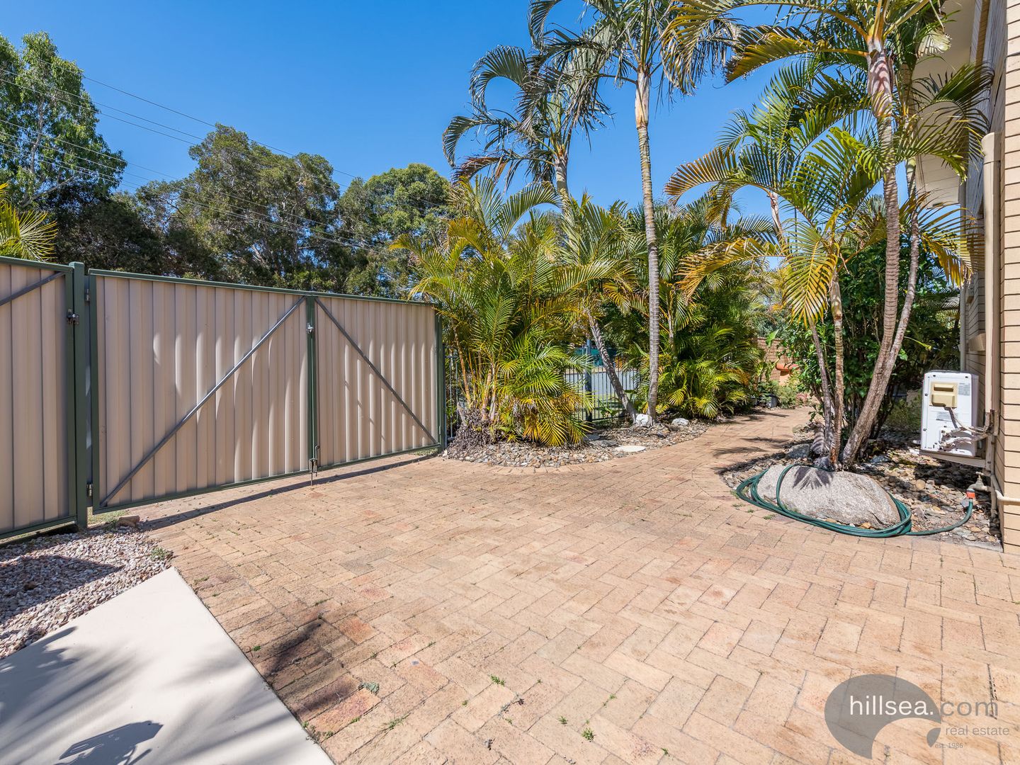 1/40 Poinsettia Avenue, Runaway Bay QLD 4216, Image 2