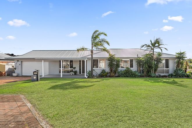 Picture of 26 Kruger Avenue, WINDANG NSW 2528
