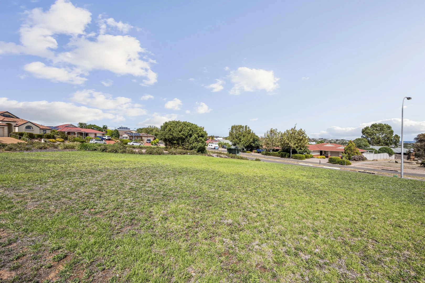 Additional image 33 of 2 The Crescent, Seaford Rise SA 5169